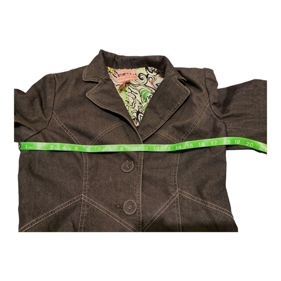 Bandolino Stretch Size 8 Denim Jean Jacket Size 8 Dark Black Denim Lined Floral - Picture 3 of 5